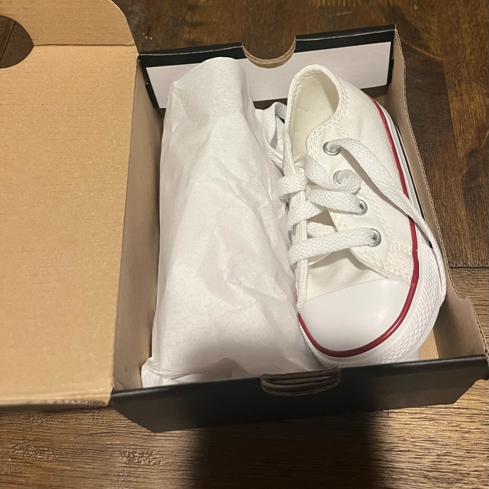 Kids White Converse Chuck Taylor’s